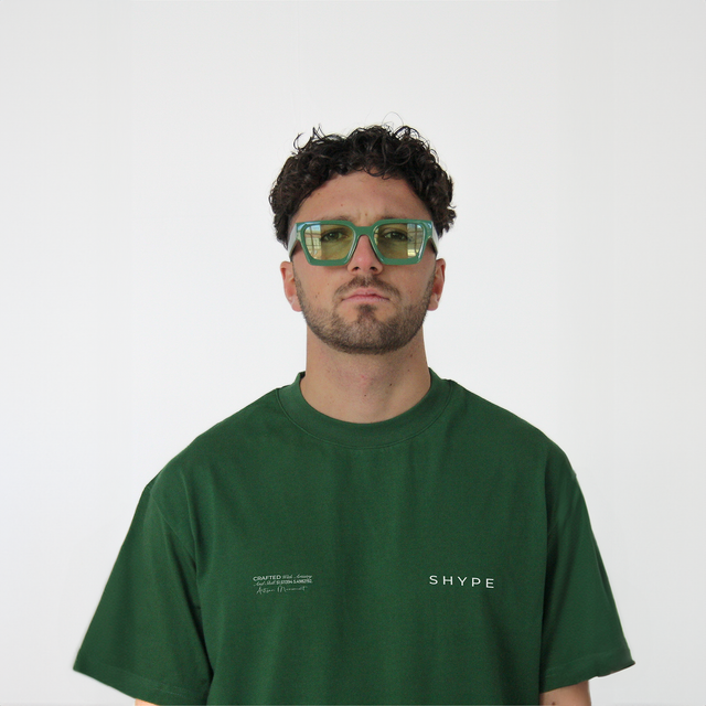 black square sunglasses