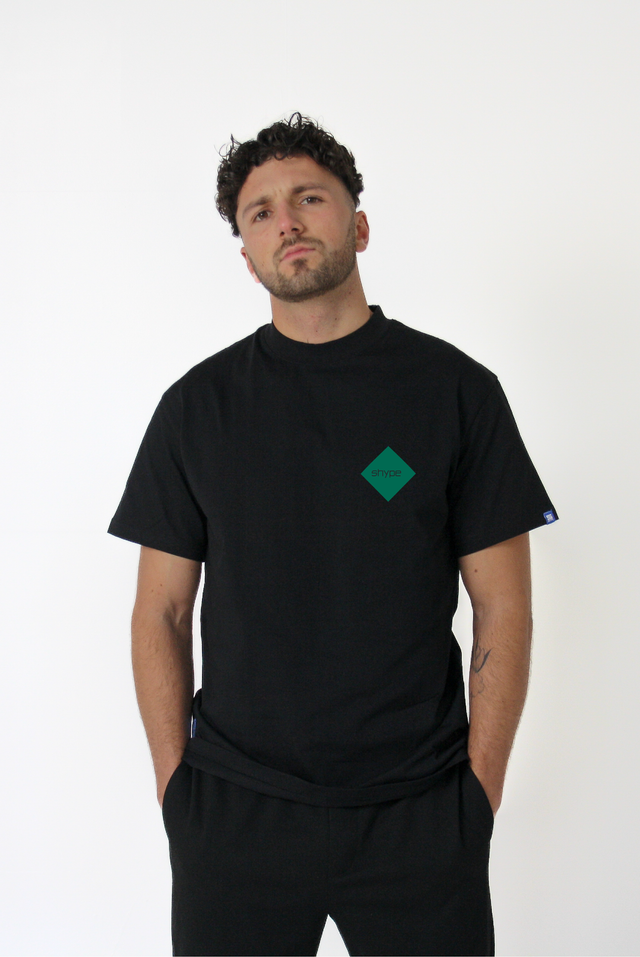 Geometric Harmony T-shirt in Black
