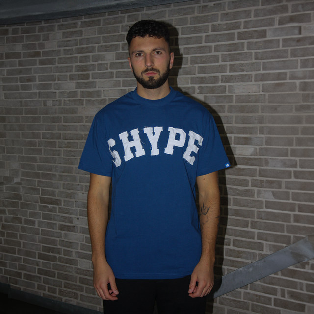 Retro Distressed T-shirt in Blue Insignia